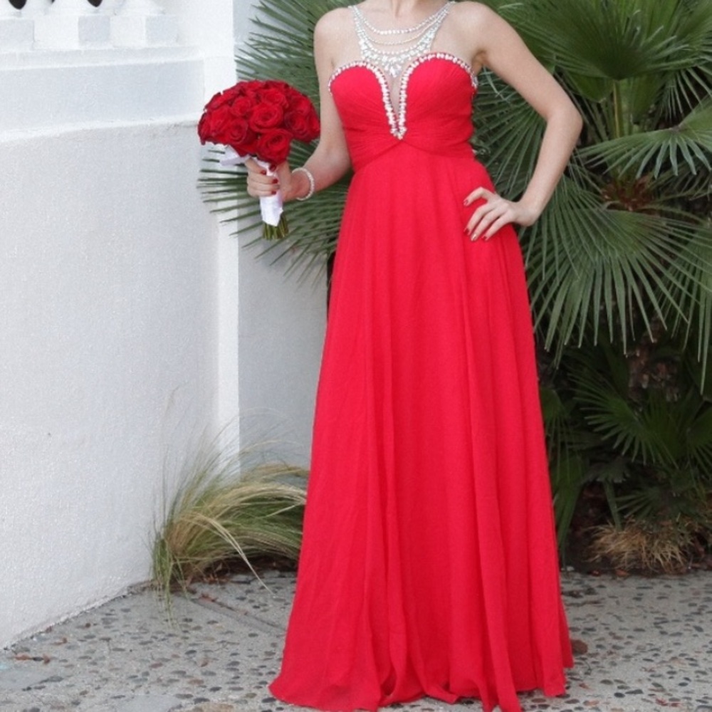 Beautiful and Classy Red Flowy Dress